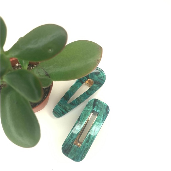 2 Piece Acrylic || Hair Clips